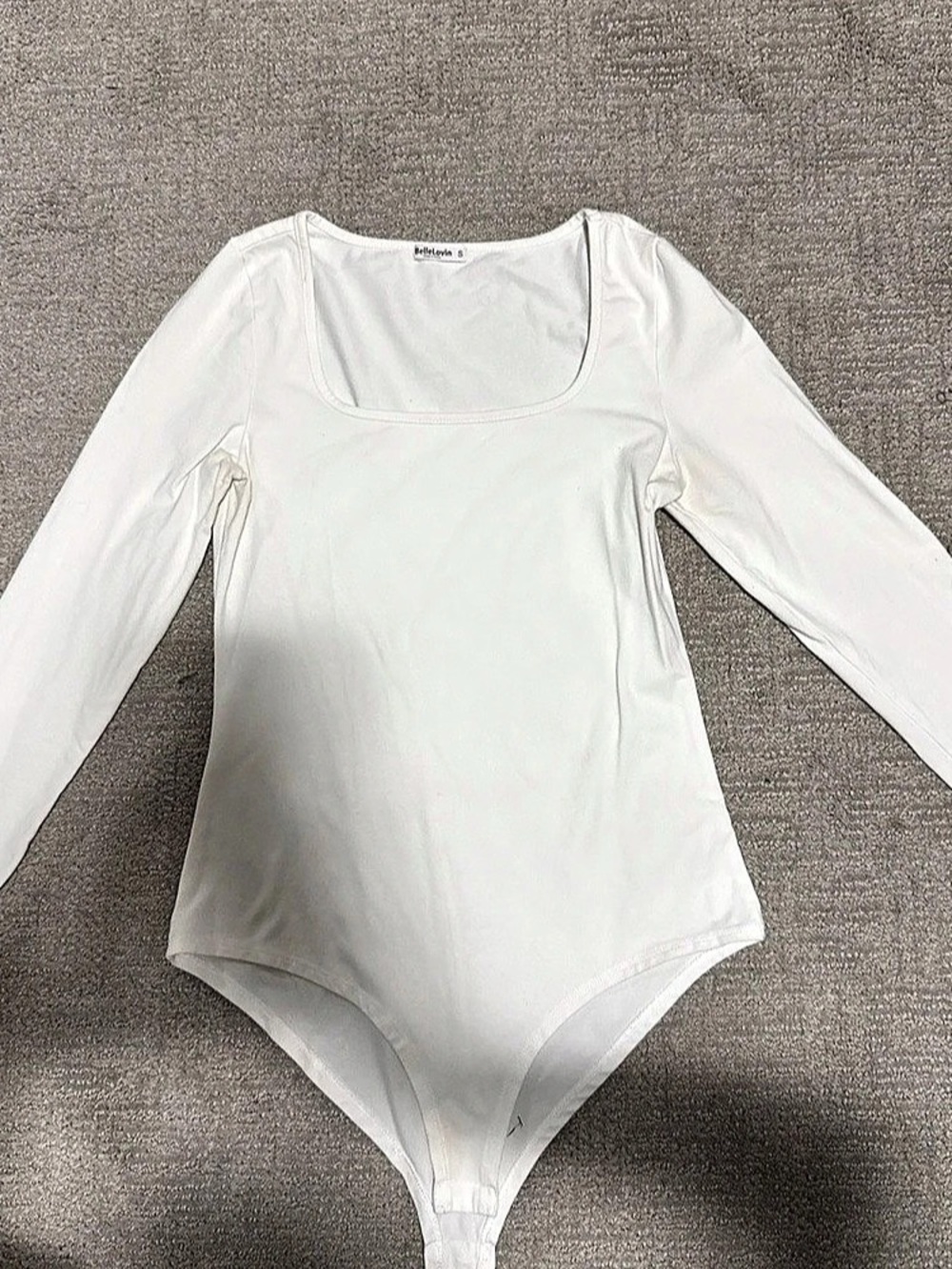 BelleLovin Long Sleeve Bodysuit in White Size Small Like New